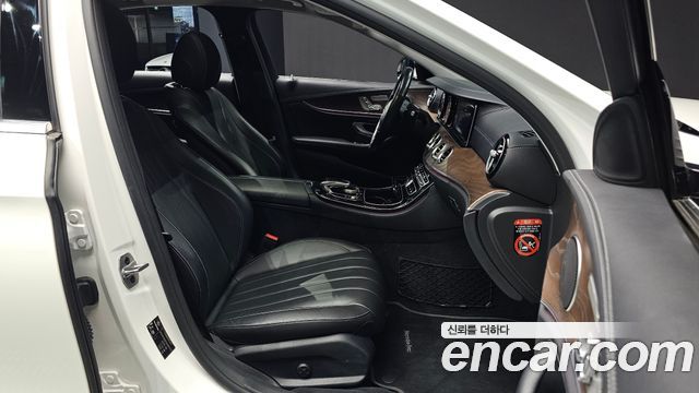 Mercedes-Benz E-Class (W213) E220d Exclusive 2019 — фото 26