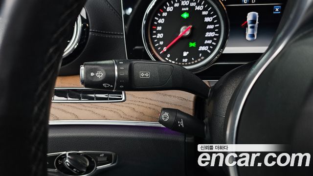 Mercedes-Benz E-Class (W213) E220d Exclusive 2019 — фото 29