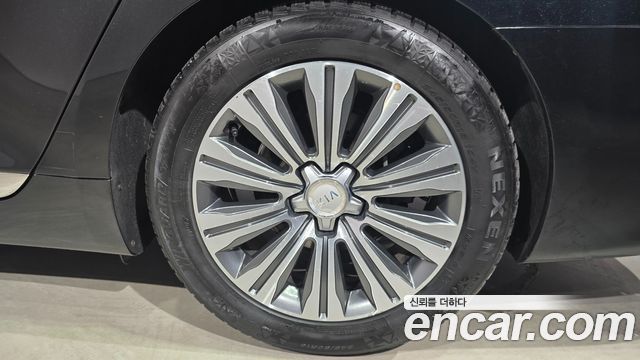 Kia K9 3.3 GDI Prestige 2016 — фото 5