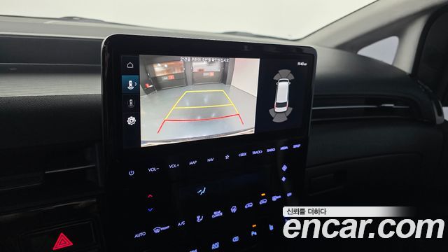 Hyundai Staria Lounge 9-Seater Prestige 2023 — фото 17