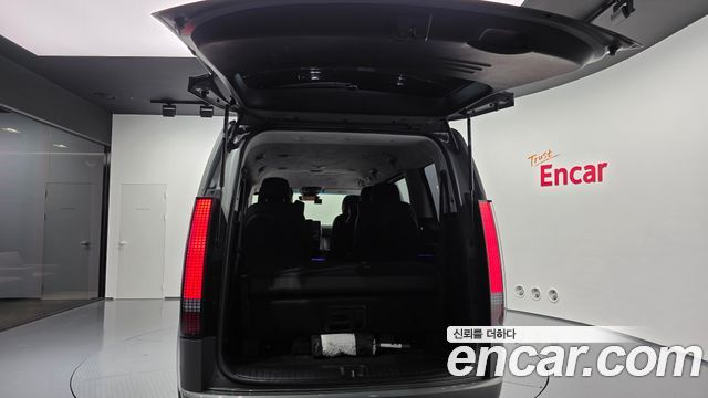 Hyundai Staria Lounge 9-Seater Prestige 2023 — фото 31