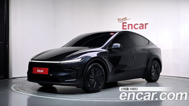 Tesla Model Y RWD