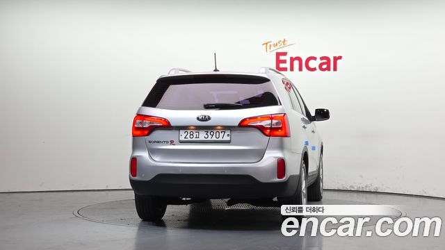 Kia Sorento R Diesel 2.0 2WD TLX 2014 — фото 4
