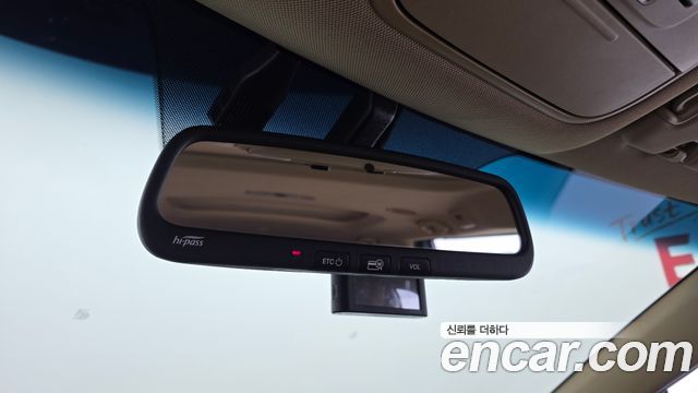 Kia Carnival 9-seater Prestige 2018 — фото 16