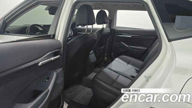 Kia Seltos Gasoline 1.6 Turbo 2WD Prestige 2020 — фото 12