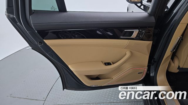 Porsche Panamera (971) 2.9 AWD 2023 — фото 25