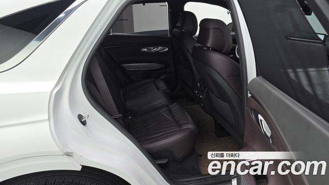 Genesis GV70 2.2 Diesel AWD 2021 — фото 11
