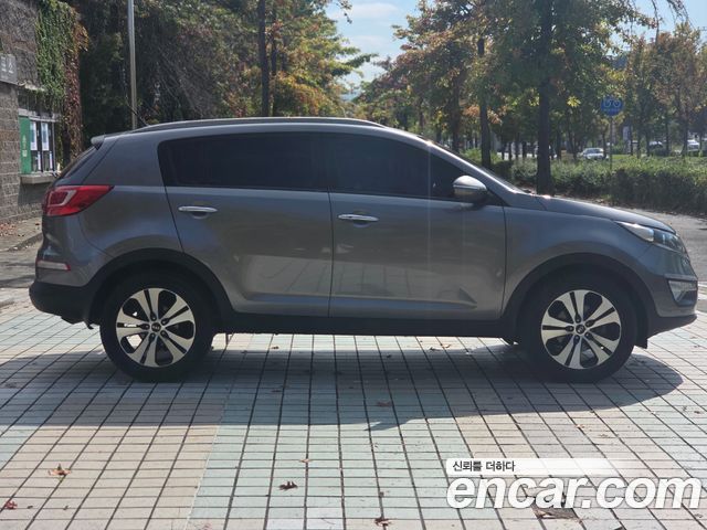 Kia Sportage R Diesel 2WD TLX High-Deluxe 2012 — фото 4