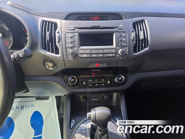 Kia Sportage R Diesel 2WD TLX High-Deluxe 2012 — фото 9
