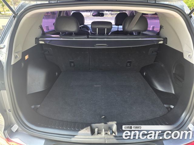 Kia Sportage R Diesel 2WD TLX High-Deluxe 2012 — фото 17