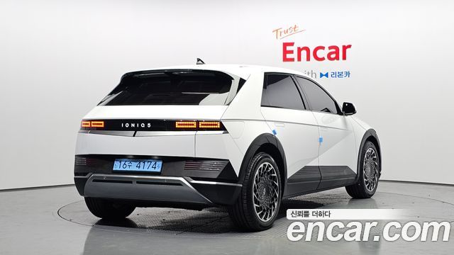 Hyundai Ioniq 5 Long range Exclusive 2023 — фото 2