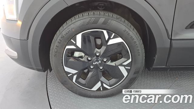 Kia Niro EV Air 2024 — фото 5