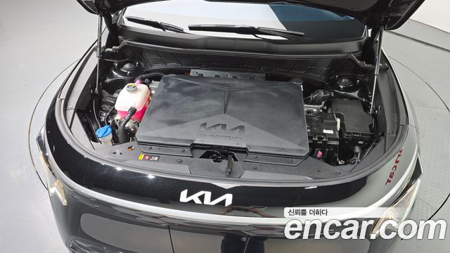 Kia Niro EV Air 2024 — фото 6