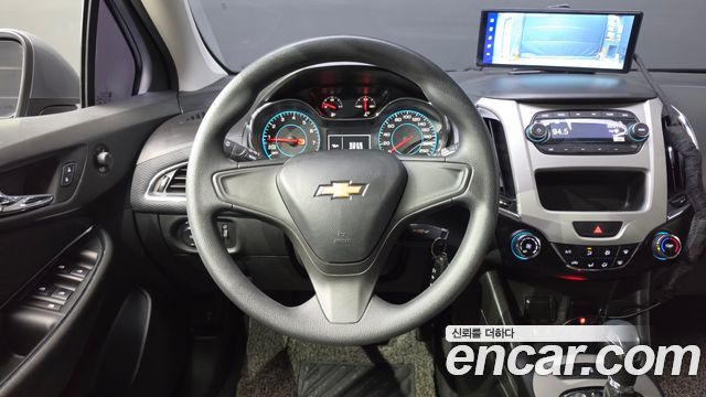 Chevrolet Cruze 1.4 Turbo LS 2017 — фото 13