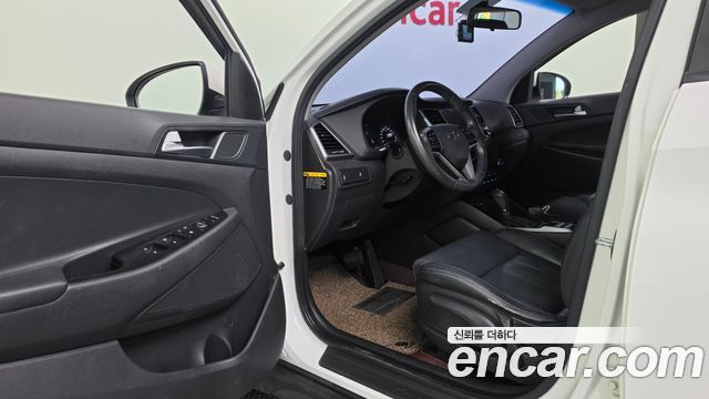 Hyundai Tucson Diesel 1.7 2WD Modern 2017 — фото 11