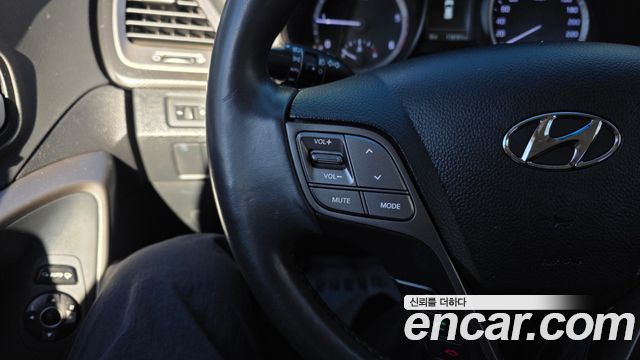 Hyundai Santa Fe The Prime Diesel 2.0 2WD Premium 2016 — фото 17