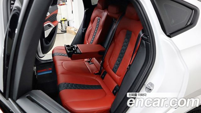BMW X6M (G06) 4.4 Competition 2022 — фото 15
