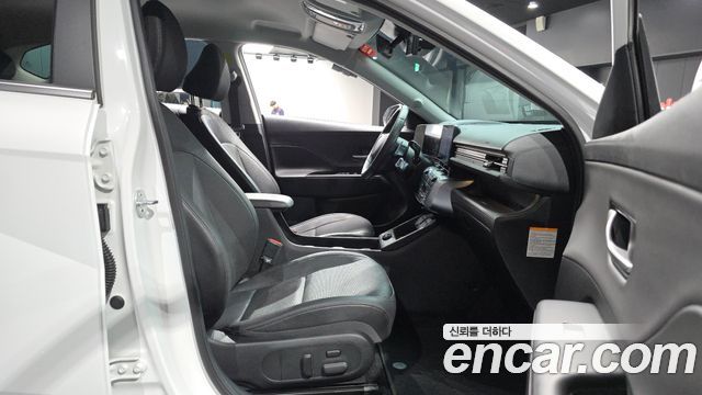 Hyundai Kona Electric (SX2) Long Range Inspiration 2024 — фото 26