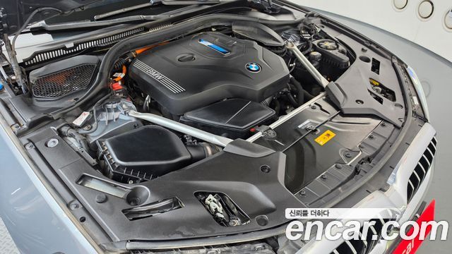 BMW 5 Series (G30) 530e M Sport 2023 — фото 6