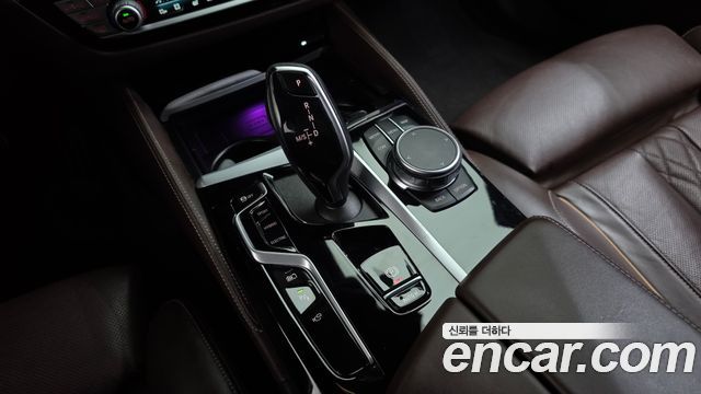 BMW 5 Series (G30) 530e M Sport 2023 — фото 9