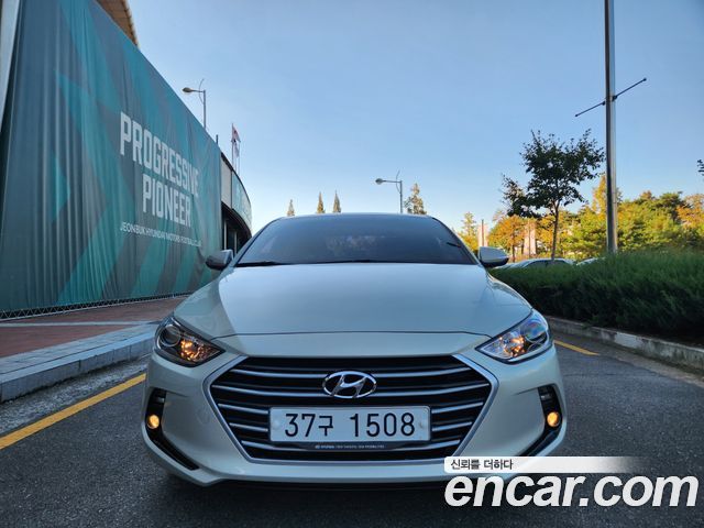 Hyundai Avante (AD) 1.6 GDI Value Plus 2018 — фото 3