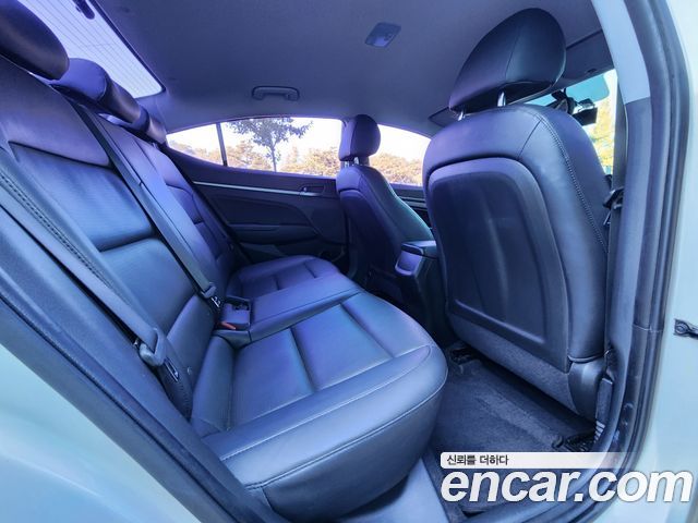 Hyundai Avante (AD) 1.6 GDI Value Plus 2018 — фото 16