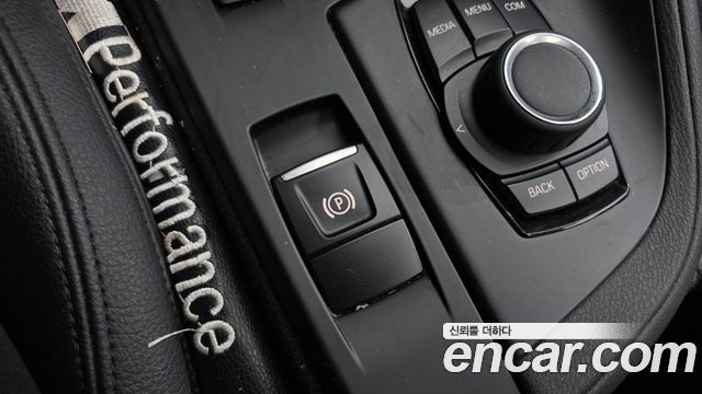 BMW X1 (F48) xDrive 20d Joy 2018 — фото 19