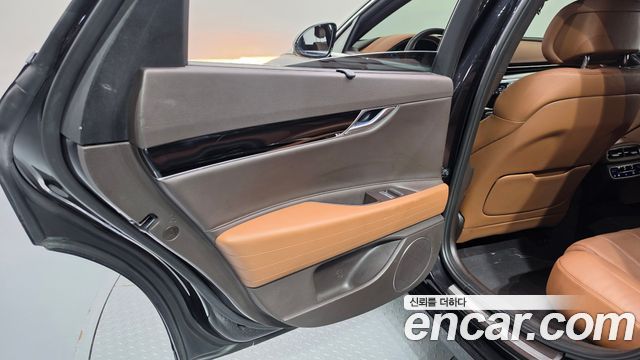 Genesis G80 (RG3) Gasoline 3.5 Turbo 2WD 2022 — фото 31