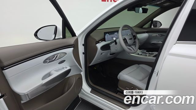 Genesis GV70 2.5T Gasoline 2WD 2025 — фото 10