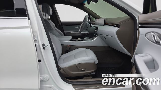 Genesis GV70 2.5T Gasoline 2WD 2025 — фото 11