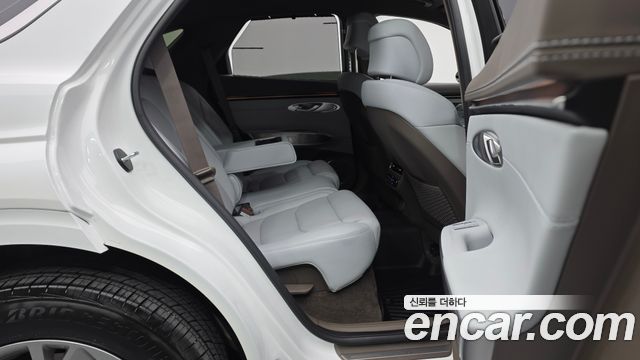 Genesis GV70 2.5T Gasoline 2WD 2025 — фото 12