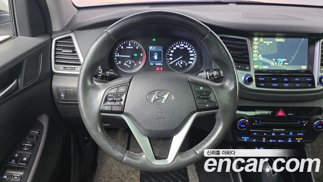 Hyundai Tucson Diesel 2.0 2WD Modern 2016 — фото 13