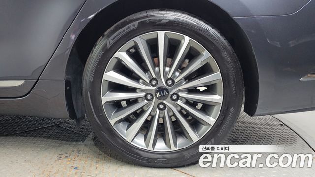 Kia K7 2.4 GDI Limited 2018 — фото 21