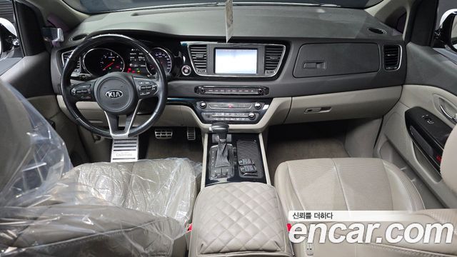 Kia Carnival 9-seater Noblesse 2017 — фото 7