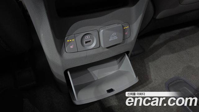 Kia Carnival 9-seater Noblesse 2017 — фото 17