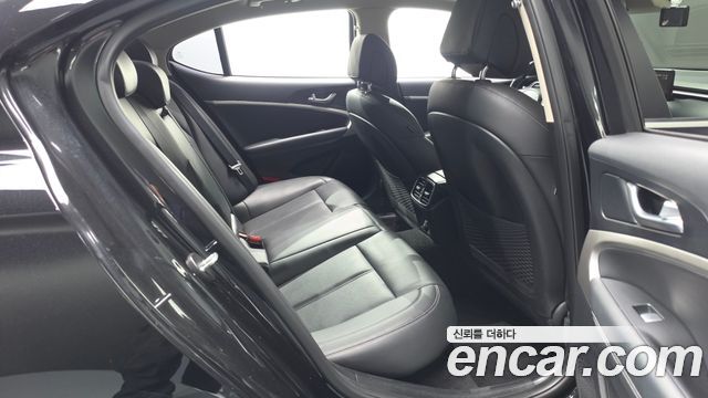 Genesis G70 Diesel 2.2 2WD 2022 — фото 12