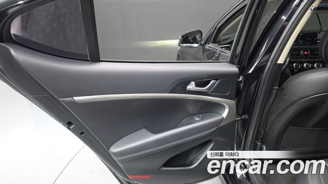 Genesis G70 Diesel 2.2 2WD 2022 — фото 25
