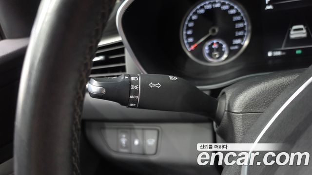 Genesis G70 Diesel 2.2 2WD 2022 — фото 29