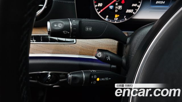 Mercedes-Benz E-Class (W213) E300 4MATIC Exclusive 2017 — фото 20