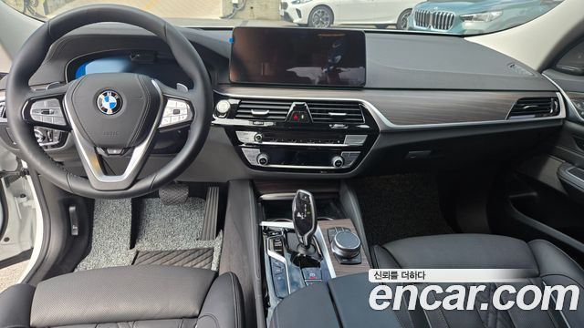 BMW 6 Series GT (G32) 630i xDrive Luxury 2024 — фото 7