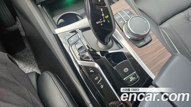 BMW 6 Series GT (G32) 630i xDrive Luxury 2024 — фото 9