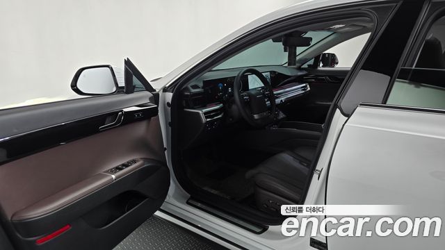 Hyundai Grandeur (GN7) 2,5 Gasoline 2WD Exclusive 2024 — фото 10