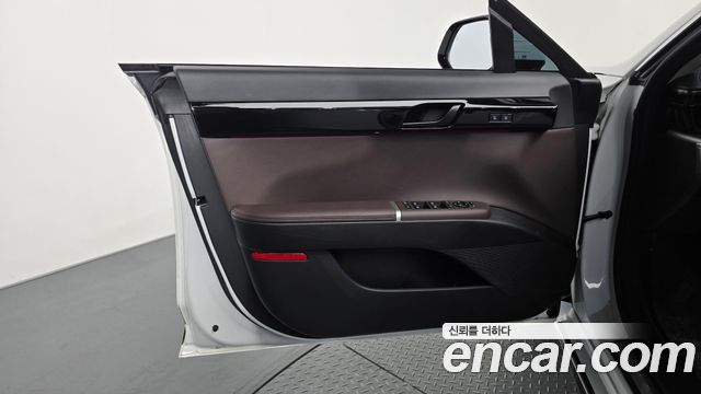 Hyundai Grandeur (GN7) 2,5 Gasoline 2WD Exclusive 2024 — фото 24