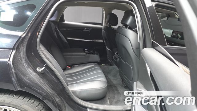 Genesis G80 (RG3) Gasoline 3.5 Turbo AWD 2022 — фото 12