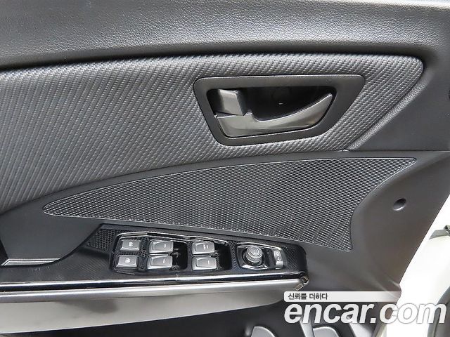 KG Mobility (SsangYong) Very New Tivoli Diesel 1.6 2WD V3 2021 — фото 15