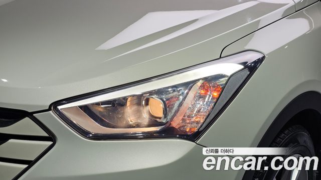 Hyundai Santa Fe (DM) Diesel(e-VGT) 2.0 2WD Premium 2014 — фото 22