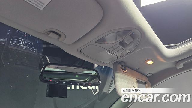 Hyundai Santa Fe (DM) Diesel(e-VGT) 2.0 2WD Premium 2014 — фото 28