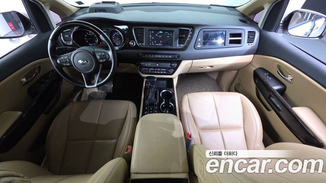 Kia Carnival Gasoline 9-seater Limousine(Special vehicle) 2019 — фото 7