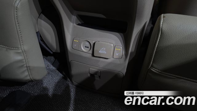 Kia Carnival Gasoline 9-seater Limousine(Special vehicle) 2019 — фото 19