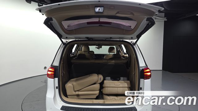 Kia Carnival Gasoline 9-seater Limousine(Special vehicle) 2019 — фото 20